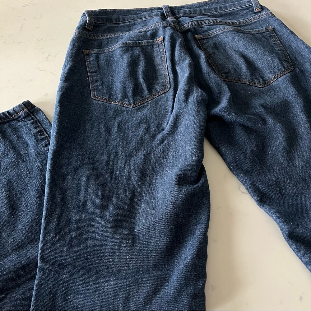 Forever 21 Women’s Medium Waist Dark Blue Non-Stretch Cigarette Jeans Size 27 - Picture 3 of 9